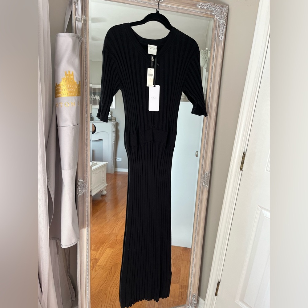 Elegant Black Long Sleeve Ribbed Dress